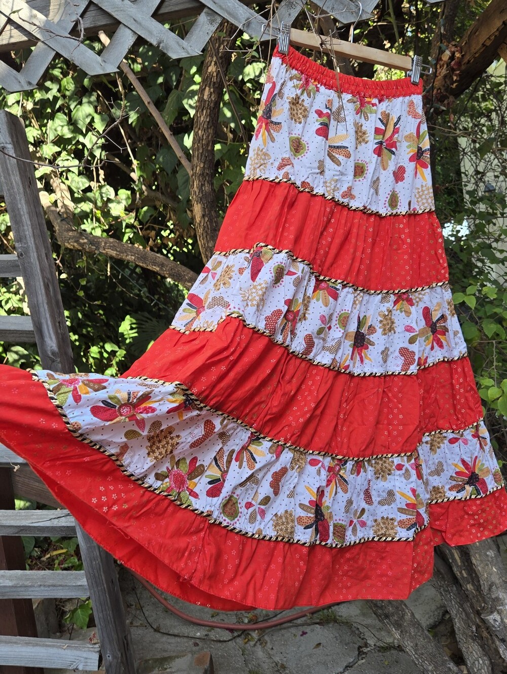 Vintage Tiered Boho Floral Skirt S M